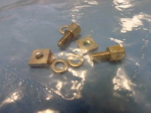 (5) AMP 207952-1 D-SUB DSUB 1/4 Kit de sacacorchos hexagonal tornillo hembra / separación 4-40 - Imagen 1 de 1