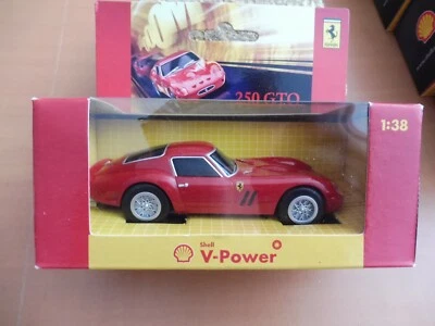 SPLENDIDE VOITURE 1:38°  FERRARI  - 250 GTO -   NEUF  EN BOITE  - Photo 1/2