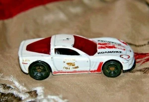 2010 Hot Wheels Corvette White #05 Roanoke Fire-EMS Redline RARE! - Picture 1 of 6
