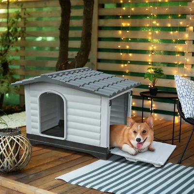 Casa para perros grande de 36"" de doble puerta con porche y cojín caseta para perros de plástico al aire libre Foto 1 de 4