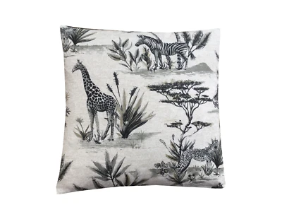 Safari Jungle Animals Black Zebra Giraffe Hand made Decorative cushion cover — 第 1/3 张图片