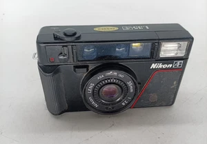 Nikon L35 AF 35mm Point and Shoot Film Camera UNTESTED FOR PARTS OR REPAIR c1 - Picture 1 of 4