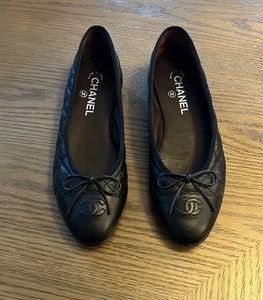 Chanel Black Quilted Ballerina Flats 39.5 - Picture 1 of 11