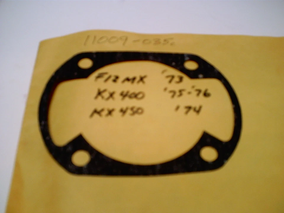 JUNTA BASE OEM KX400 '75-'76 11009-035 KX450 '74 F12MX '73  Foto 1 de 1