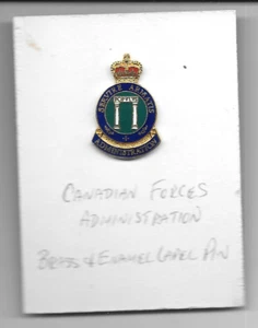 Canadian Forces Administration Brass & Enamel Lapel Pin With Queen's Crown - Imagen 1 de 8
