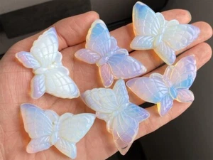 ¡¡¡EXCELENTE!!! Colgante de cristal de cuarzo mariposa tallada opalita de 2" gema curativa de Reiki 1 pieza - Imagen 1 de 8