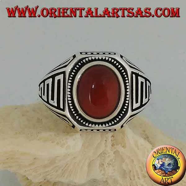 Anello in argento 925 ‰ corniola ovale cabochon e onde in bassorilievo sui lati - Immagine 1 di 1