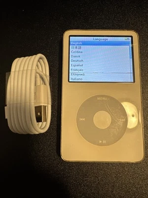 Apple iPod classic 5th Generation White (30 GB) Bundle - See Pictures - Image 1 of 4
