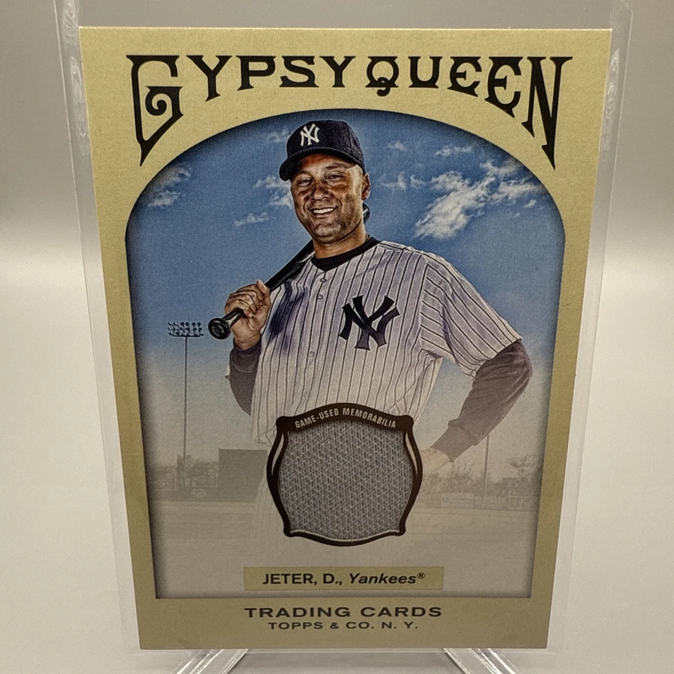 2011 Topps Gypsy Queen DEREK JETER Game Used Jersey Relic #GQR-DJ - Yankees 🔥 - Image 1 of 2