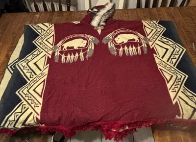 Alpaca wool Hooded Poncho Unisex Aztec Buffalo Bison patternboho Tatanka Red VTG - Image 1 of 4