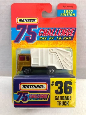 Matchbox GOLD CHALLENGE 1997 - #36 GARBAGE TRUCK (Refuse) - Only 10,000 Made - Image 1 of 3