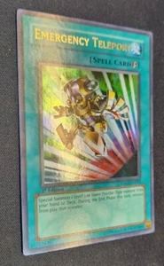 Yugioh Notfallteleport TDGS-DE053 Ultra Rare 1. Auflage LP - Bild 1 von 3