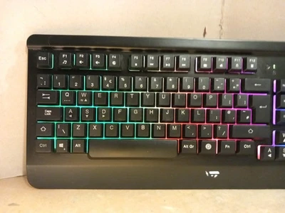 Victsing PC149A Illuminated Wired UK Gaming Keyboard Backlit UK N-Key Rollover - Image 1 of 3