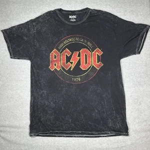 AC/DC 1976 High Voltage Tour Reino Unido Camiseta Grande Negra Rock & Roll Memorabilia Tee - Imagen 1 de 6