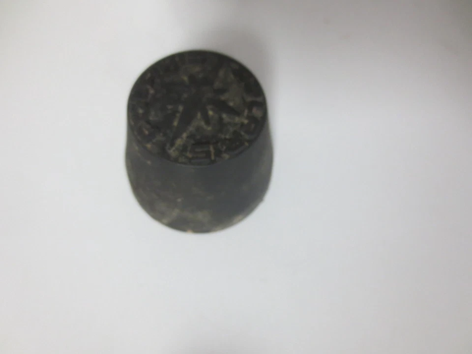 03 04 Cubierta de tapacubos antipolvo de una rueda usada Polaris Sportsman 700 OEM Foto 1 de 1