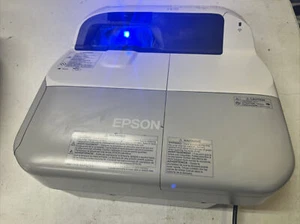 Epson PowerLite 470 Short Throw HDMI Projector 2600 Lumens - Picture 1 of 10