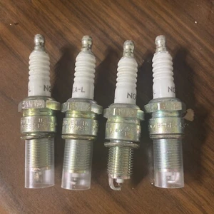 SET OF 4 NGK BP5EA-L Spark Plugs 22JS1872-S1 - Picture 1 of 3