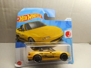 Modellauto Mattel Hot Wheels Nr.120/250 Mazda MX-5 Miata 1991 gelb 1:64 OVP - Bild 1 von 4