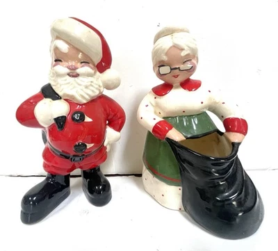 Betty Lou Nichols Santa & Mrs. Claus Planters - Image 1 of 4