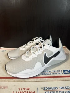 Nike Legend Essential 2 'Pure Platinum' CQ9356 002 taglia 11 - Foto 1 di 8