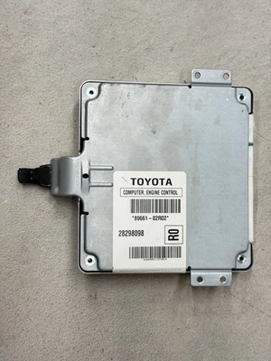 Módulo informático motor Toyota Corolla 2007-2008 A/T 1,8 L ECU ECM PCM 89661-02R02 Foto 1 de 4