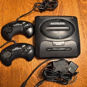 SEGA GENESIS Model 2 MK-1631 Console 2 OEM Controllers Cords Tested Working