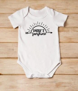 White - Natural "Daddy's Sunshine" Baby Bodysuit – Cute Unisex Baby Outfit - Picture 1 of 9
