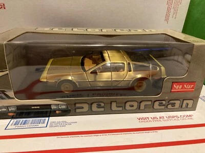 GOLD -HARD TO FIND ( DELOREAN GOLD EDITION ) SUN STAR Die Cast 1/18 # 2702 FREE - Image 1 of 4