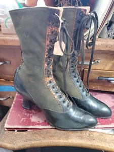 Classic Antique Shoes Victorian 1890's Black Leather & Canvas High Tops DYA32 - Picture 1 of 11