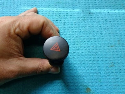 INTERRUPTOR DE 4 VÍAS CHEVROLET AVEO PONTIAC WAVE G3 T200 T250 PELIGRO 07 08 09 10 11 12 Foto 1 de 2