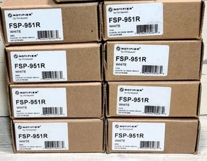 NOTIFIER FSP-951R REMOTE TEST CAPABLE PHOTOELECTRIC SMOKE DETECTOR NEW "WHITE" - Picture 1 of 3