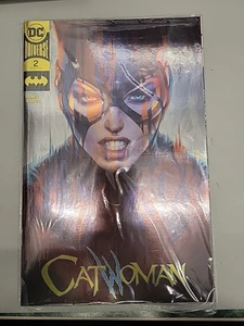 CATWOMAN #2 ARTGERM VARIANT COVER CONVENTION EXCLUSIVE GOLD FOIL In Sealed Bag - Picture 1 of 5