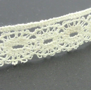 Borde calado de encaje de algodón blanco roto para coser 5 yardas tiene un tamaño de 3/4 pulgadas de ancho - Imagen 1 de 2