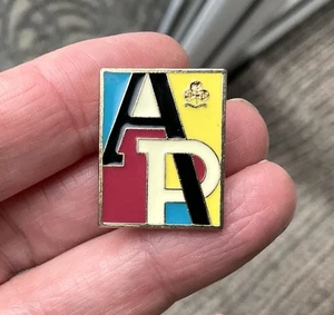AP Enamel Pin badge Girl Guides Guiding Unknown Promise Emblem Baden Powell - Picture 1 of 8