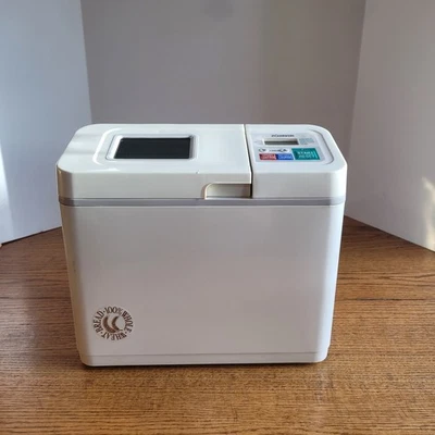 ZOJIRUSHI Bread Maker Machine BBCC-Q10 Tested - Image 1 of 4