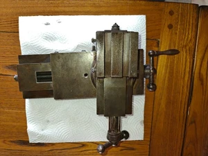 Torno relojero vintage deslizamiento cruzado, taladro prensa y fresadora - Imagen 1 de 6