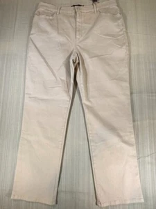 GLORIA VANDERBILT Women Amanda Tapered Leg Classic Rise 18 Beige NWT #3180 - Picture 1 of 17