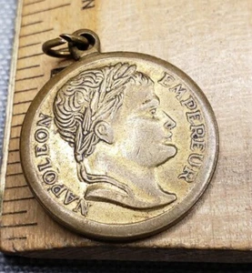 Vintage Medal Pendant Napoleon France Rampant Lion H52 - Picture 1 of 2