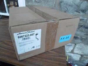 Válvula de descarga American Standard Selectronic oculta 6067223.007 1 1/2" Spud superior - Imagen 1 de 12