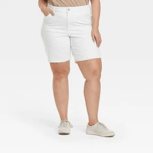 Women's Plus Size High-Rise Jean Shorts - Ava & Viv Size 18W - Picture 1 of 3