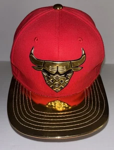 CHICAGO BULLS "STREET BULLIES" GANGSTER ADJUSTABLE SNAPBACK HAT RED/GOLD  - Picture 1 of 7