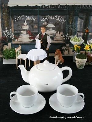 POTTERY BARN CERAMIC TEAPOT + CUPS/SAUCERS -NEW- POUR YOURSELF A SPOT OF CHIC! - Image 1 of 4