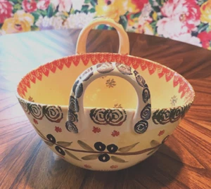 Hand Painted Italian Art Pottery Yellow Basket with Olives Motif - Made in Italy - Picture 1 of 9