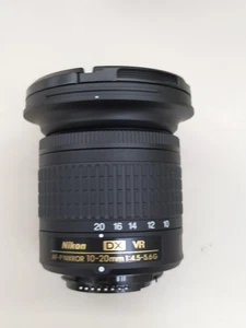Nikon AF-P DX NIKKOR 10-20mm f/4.5-5.6G VR Wide Angle Zoom Lens DX Format - Picture 1 of 7