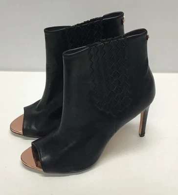 Женские черные сапоги Ted Baker 40,5 Larizen с открытым носком размер США 10 - Изображение 1 из 4