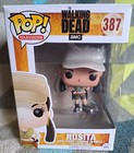Rosita Pop 387 - The Walking Dead Funko Pop! 2016 - Vaulted + Protector