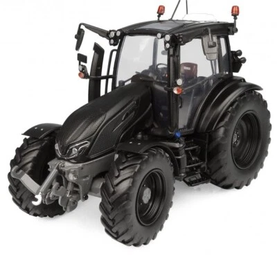 UNIVERSAL HOBBIES - VALTRA G135 Unlimited Matte Black - limited to 1000 piece... - Image 1 of 4