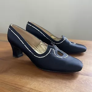 Vintage 1950s Newton Elkin Lord & Taylor Navy Satin Rhinestone Heels Size 8 - Picture 1 of 9