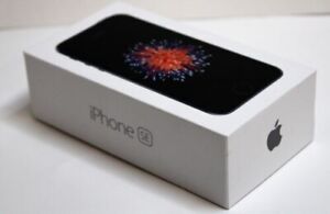 Apple iPhone SE 32gb Silver Unlocked 4G LTE UK Seller -Grade A GOOD + Apple Box