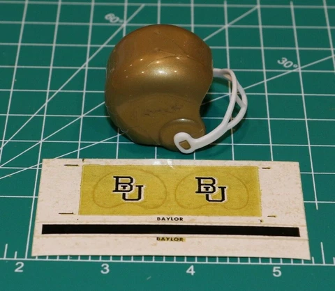 1978 NCAA Vintage Baylor Bears mini gumball football helmet decal RETRO Cover